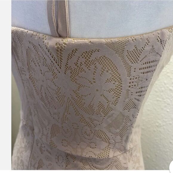 Dress the Population Leanne Pink Lace Mini Dress Women Size Small NWT Size XS - Picture 6 of 7